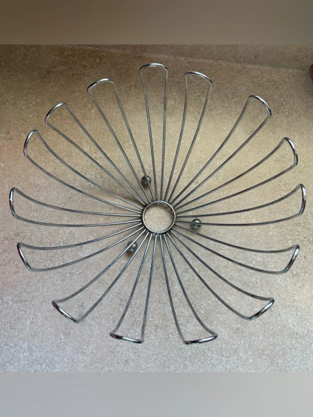 🫶🏻 Modern Stainless Steel Wire Fruit Bowl